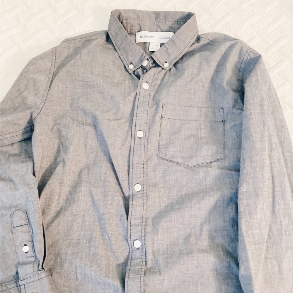 Old Navy Thin Plaid Built In Flex Button Down Black and Gray Boys Size XL 14-16